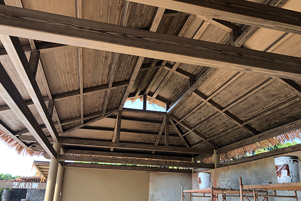 廣東茂名高州宏益鱷魚開發公司鋼構廊亭木紋漆施工項目